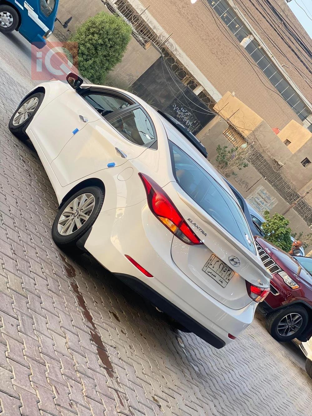 Hyundai Elantra